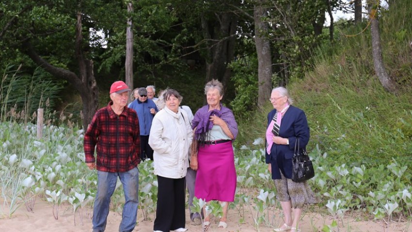 LNB Strazdumuižas organizācija devās ekskursijā uz Limbažu pusi