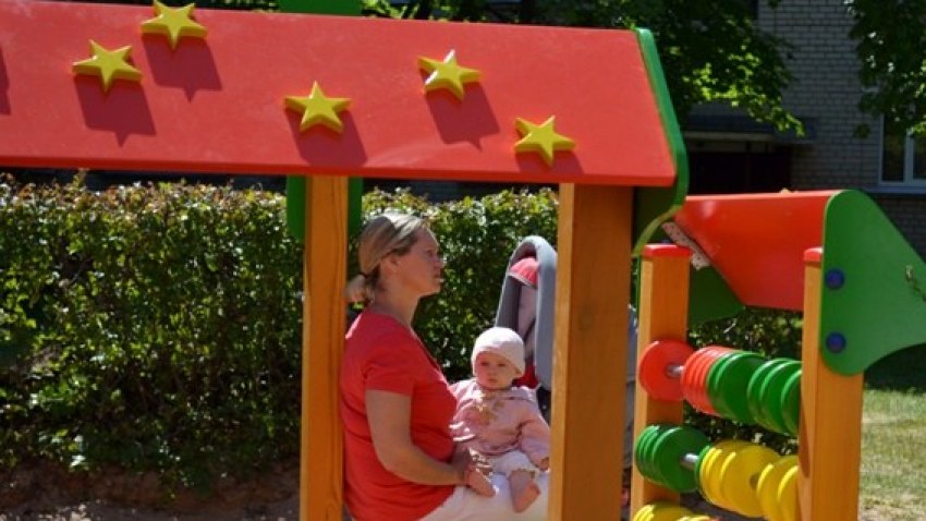 Rotaļlaukuma atklāšana Strazdumuižā 10.06.2015.